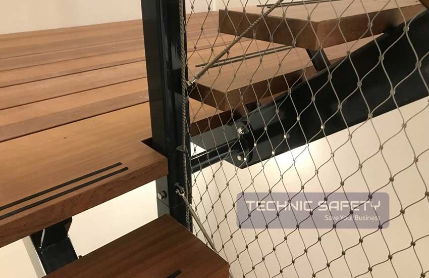 Merdiven Boşluğu Ağ Germe Güvenlik Filesi - Yüksekte Çalışma Eğitimi COM TR